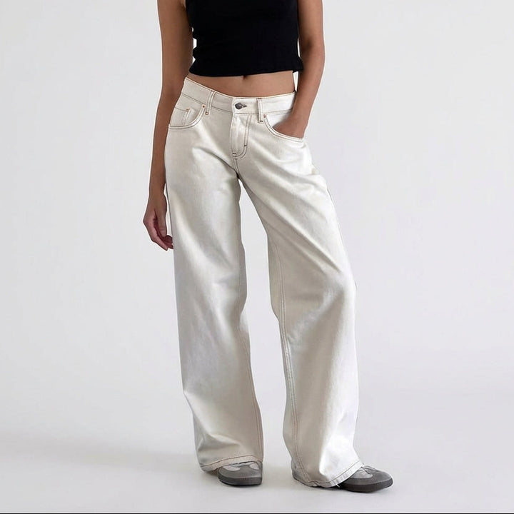Low-Rise Wide-Leg Relaxed Denim Jeans