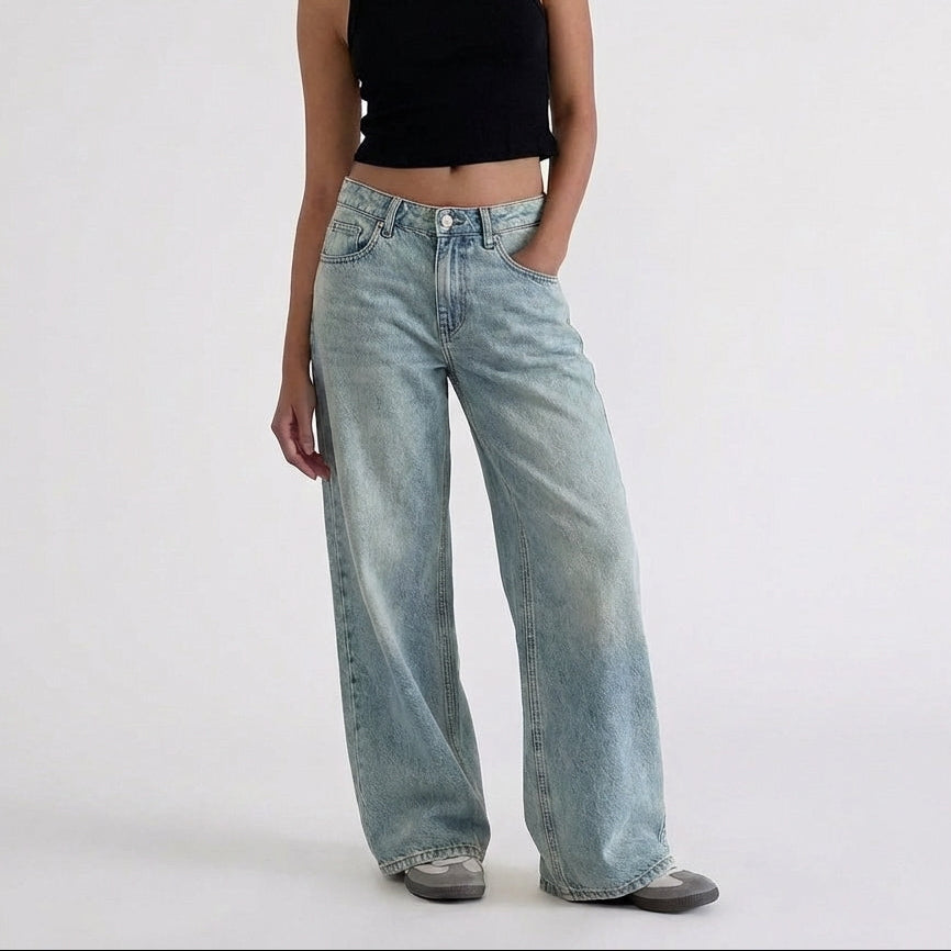 Low-Rise Wide-Leg Relaxed Denim Jeans