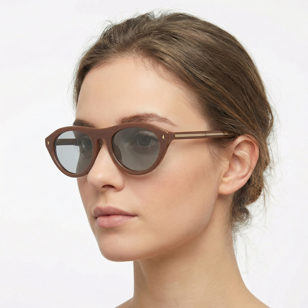 Retro Oval Sunglasses - Keyhole Bridge Tinted