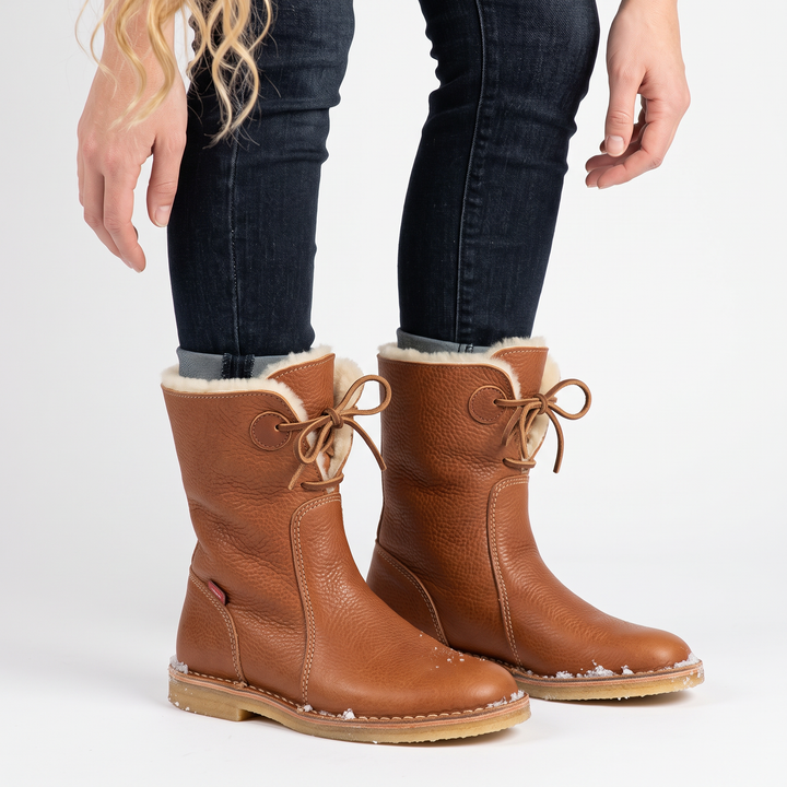 Women's Shearling Lined Leather Boots Lace-Up Mid Calf Winter Boots