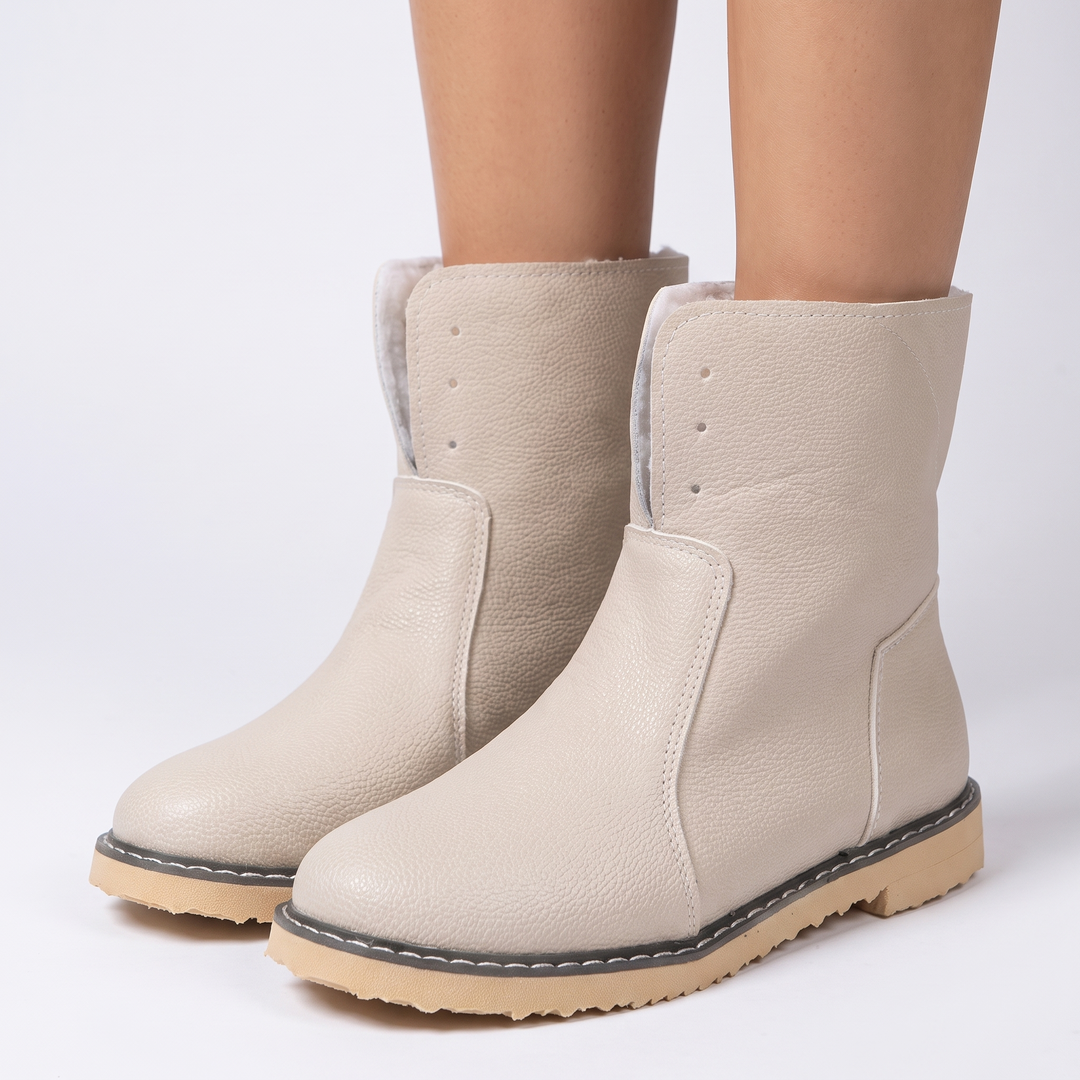 Women's Shearling Lined Leather Boots Lace-Up Mid Calf Winter Boots