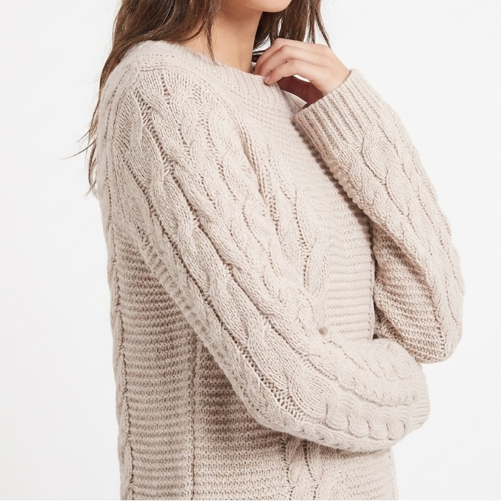 Women's Cable Knit Oversized Turtleneck Pullover with Batwing Sleeve
