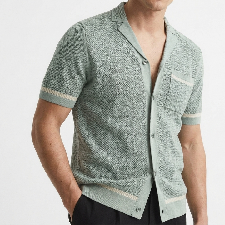 Men's Knit Short Sleeve Shirt with Button-Down and Cuban Collar