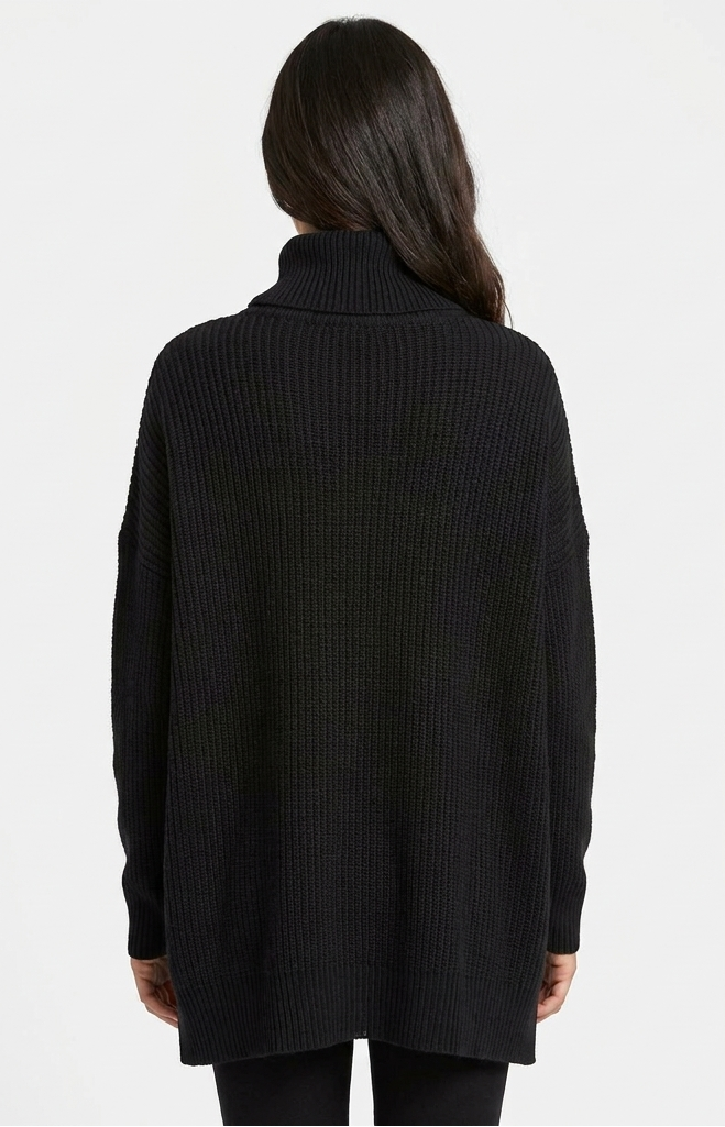 Women's Oversized Long Sleeve Turtleneck Jumper